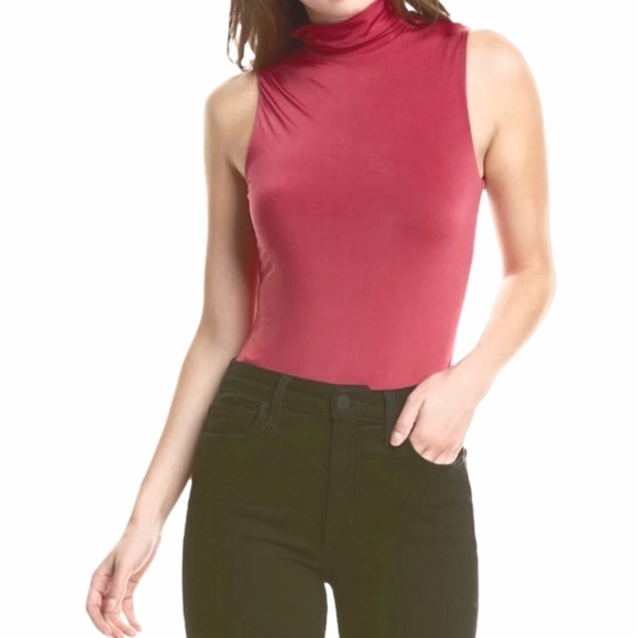 WAYF mock turtleneck "cheeky" cutsleeveless bodysuit. Fuchsia pink. Size S NWT - Picture 1 of 10